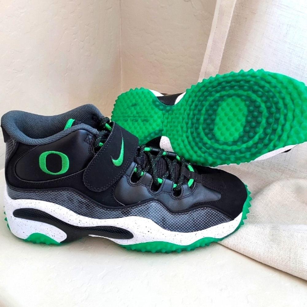 Nike Zoom Air Turf Sneakers Shoes RARE UNUSED